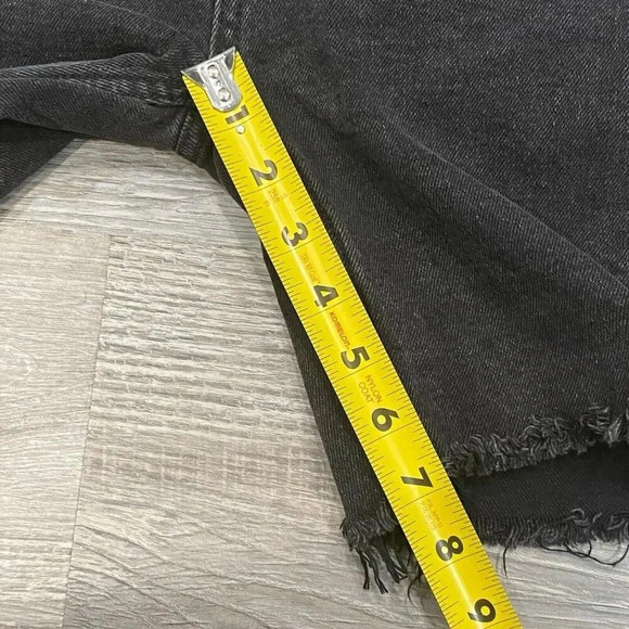 We The Free People Denim Frayed Cut Off Shorts size 24 Bermuda Button Fly Boho - Picture 8 of 16